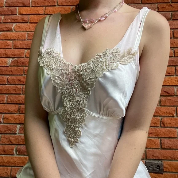 SOLD Vintage satin lace slip dress - Picture 2 of 15